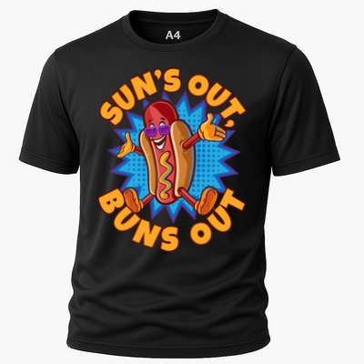 Sun´s Out Buns Out I Fast Food Sausage Hotdogs Food Wiener Gift Performance Shirt