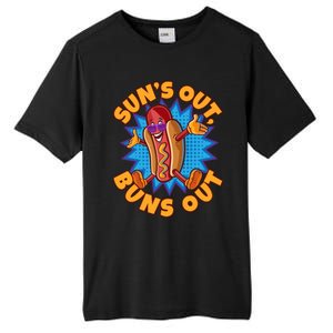 Sun´s Out Buns Out I Fast Food Sausage Hotdogs Food Wiener Gift Tall Fusion ChromaSoft Performance T-Shirt