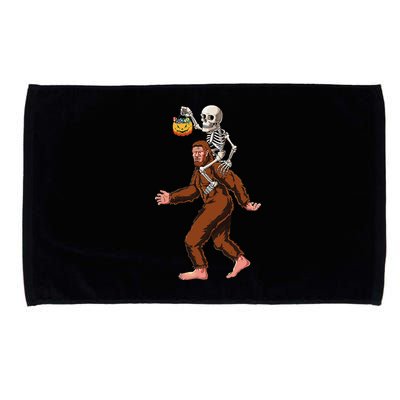 Skeleton On Bigfoot Funny Sasquatch Yeti Halloween Costume Microfiber Hand Towel
