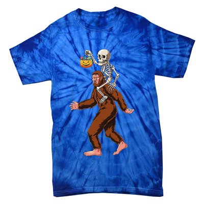 Skeleton On Bigfoot Funny Sasquatch Yeti Halloween Costume Tie-Dye T-Shirt