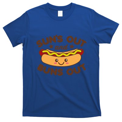 Suns Out Buns Out Hot Dog Kawaii Summer Vintage Foodie Great Gift T-Shirt