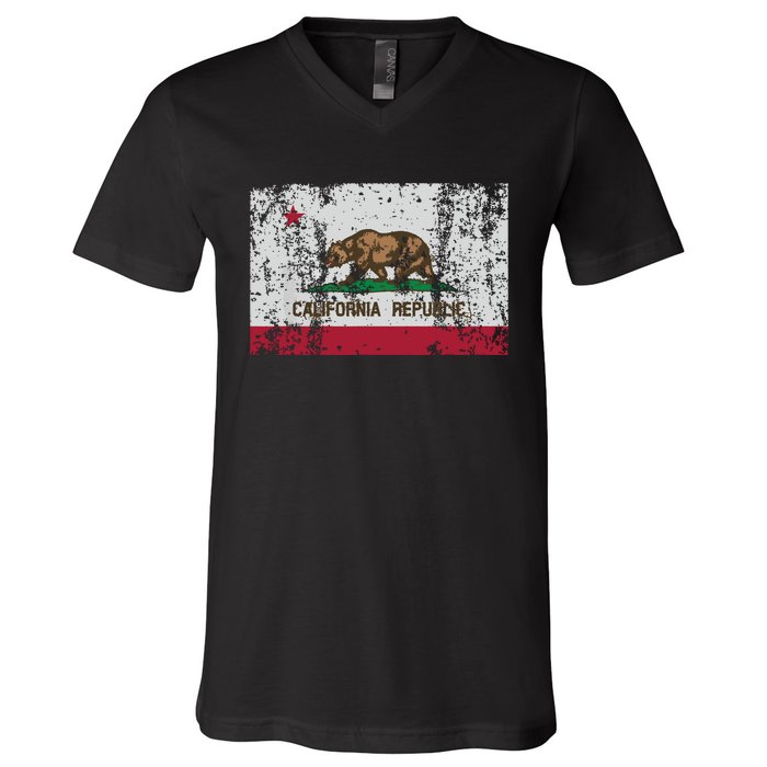 State Of California Flag Vintage Distressed Retro Gift V-Neck T-Shirt