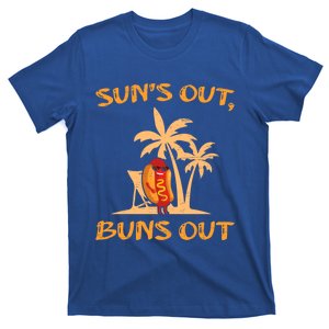 Suns Out Hot Dog Buns Grilling Sausage Bbq Barbecue Grill Cute Gift T-Shirt