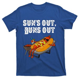 Suns Out Hotdog Buns Out Funny Sausage Bbq Fast Food Punny Gift T-Shirt