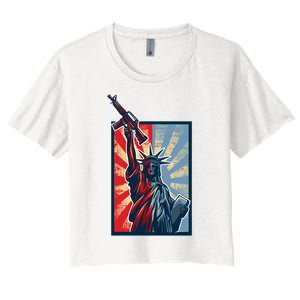 Statue Of Liberty Women's Crop Top Tee