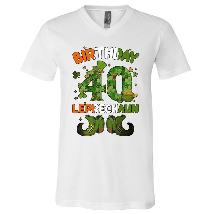 St Patricks 40 Birthday Leprechaun Lucky One Birthday 40th Birthday 40 Years Old V-Neck T-Shirt