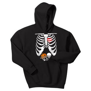 Skeleton Pregnancy Announcement Mom Halloween Kids Hoodie