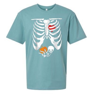 Skeleton Pregnancy Announcement Mom Halloween Sueded Cloud Jersey T-Shirt