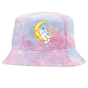 Saxophone Player Astronaut Saxophonist Moon Jazz Musician Tie-Dyed Bucket Hat