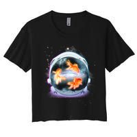 Space Astronaut Helmet Goldfish Women's Crop Top Tee