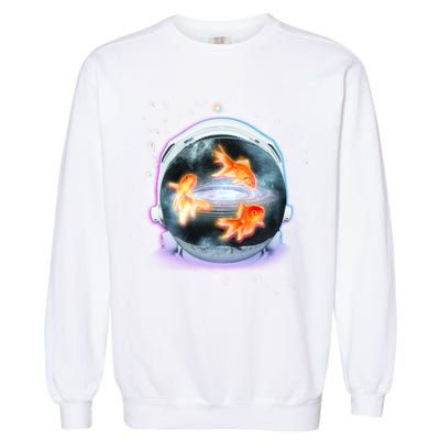 Space Astronaut Helmet Goldfish Garment-Dyed Sweatshirt