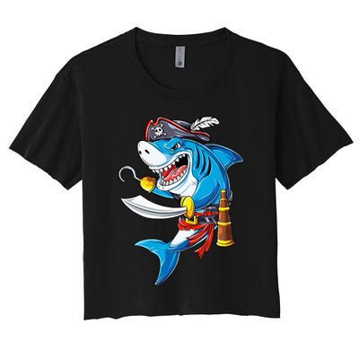 Shark Pirate Costume Jolly Roger Flag Jawsome Gifts Women's Crop Top Tee