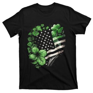 St Patricks Day Shamrock American Flag Retro T-Shirt