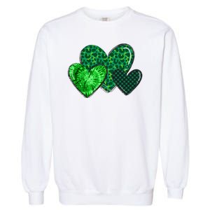 St Patricks Day Festive Heart Garment-Dyed Sweatshirt