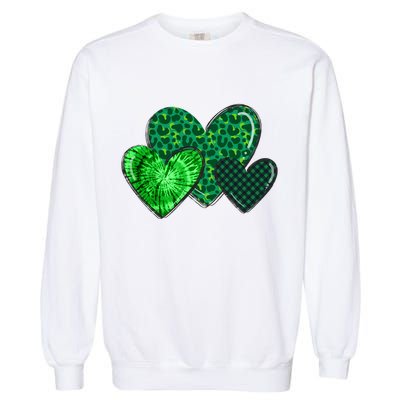 St Patricks Day Festive Heart Garment-Dyed Sweatshirt