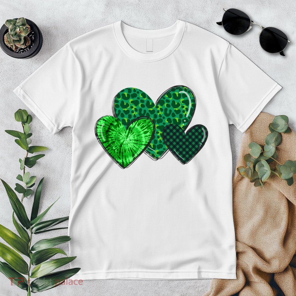 St Patricks Day Festive Heart Premium T-Shirt