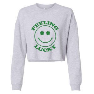 St Patrick's Day Feeling Lucky Round Smiley Trendy Gift Cropped Pullover Crew