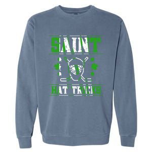 St Patrick`s Day Irish Saint Hat Tricks Lucky Hockey Green Gift Garment-Dyed Sweatshirt