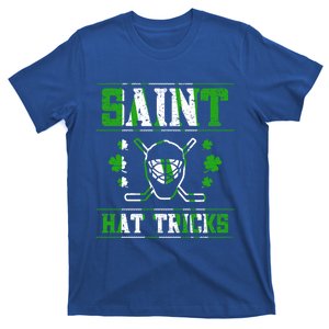 St Patrick`s Day Irish Saint Hat Tricks Lucky Hockey Green Gift T-Shirt