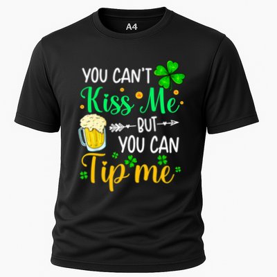 St Patrick's Day Lucky Shamrock Waitress Bartender Waiter Great Gift Performance Shirt