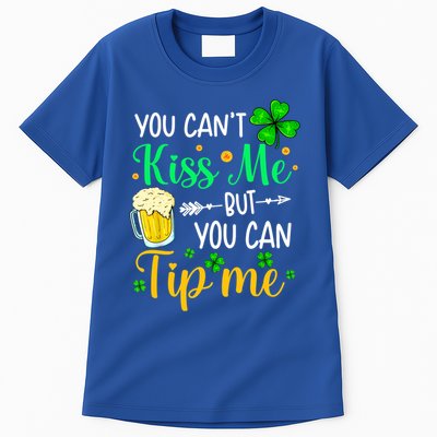 St Patrick's Day Lucky Shamrock Waitress Bartender Waiter Great Gift Tall T-Shirt