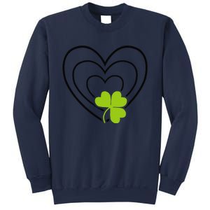 Saint Patrick's Day Green Heart Lucky Charm Paddy's Day Cute Sweatshirt