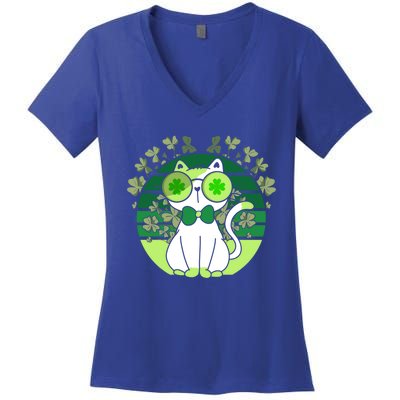 St Patricks Day Lucky Clover Cat Lover Leprechaun Cat Gift Women's V-Neck T-Shirt