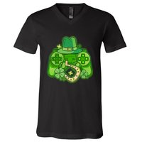 St Patricks Day Lucky Video Game Controller V-Neck T-Shirt