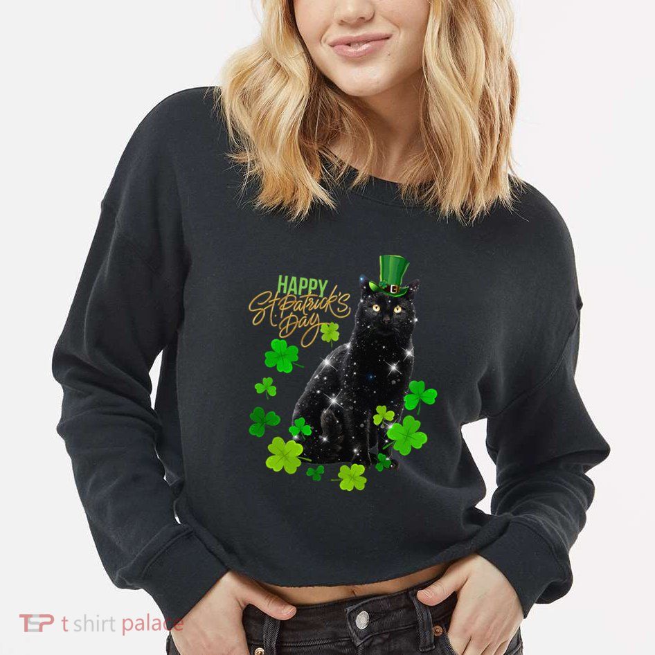 St Patrick's Day Irish Saint Patrick's Shamrock Sitting Cat2 Cropped Pullover Crew