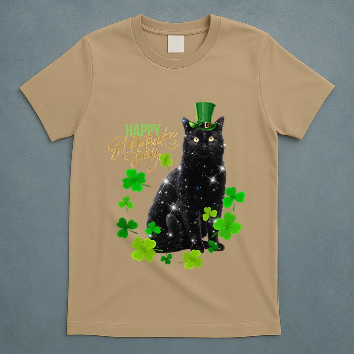 St Patrick's Day Irish Saint Patrick's Shamrock Sitting Cat2 T-Shirt