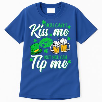 St Patrick's Day Lucky Shamrock Waitress Bartender Waiter Gift Tall T-Shirt