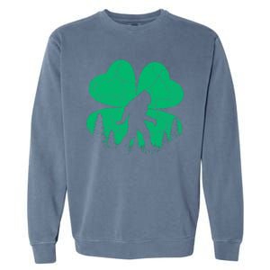 St Patricks Day Bigfoot Sasquatch Irish Clover Garment-Dyed Sweatshirt