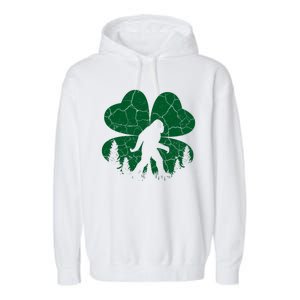 St Patricks Day Bigfoot Sasquatch Irish Clover Garment-Dyed Fleece Hoodie