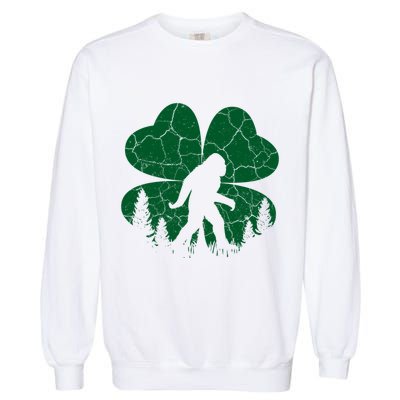 St Patricks Day Bigfoot Sasquatch Irish Clover Garment-Dyed Sweatshirt