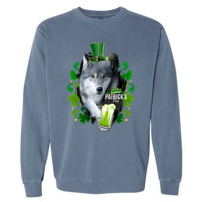 St Patrick's Day Irish Saint Patrick Shamrock White Wolf Gift Garment-Dyed Sweatshirt