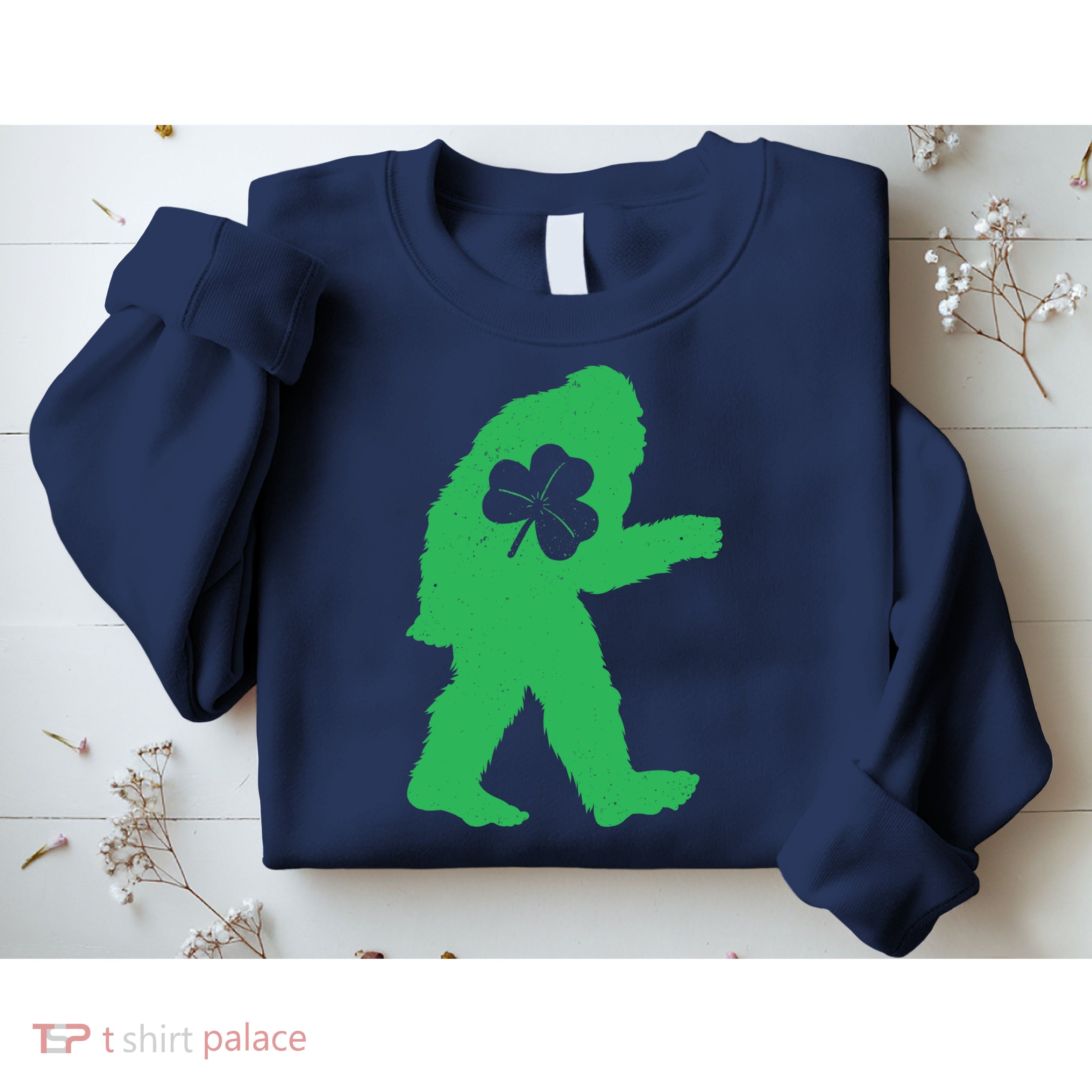 St Patricks Day Bigfoot Irish Sasquatch Saint Paddy's Sweatshirt
