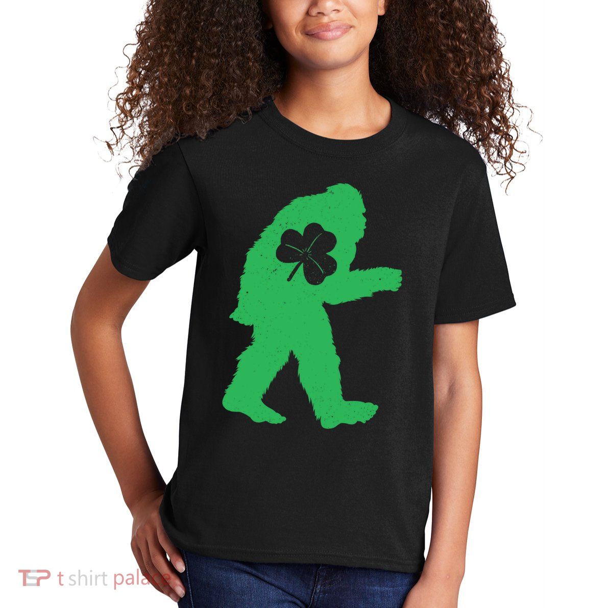 St Patricks Day Bigfoot Irish Sasquatch Saint Paddy's Kids T-Shirt
