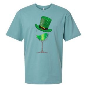 St Patricks Day Lucky Sparkly Wine Glass Sueded Cloud Jersey T-Shirt