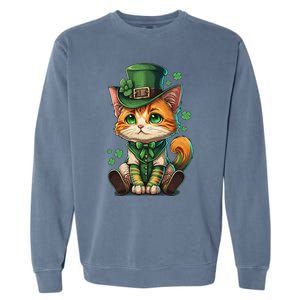 St Patricks Day Cat Leprechaun Funny Lucky Green Proud Irish Garment-Dyed Sweatshirt