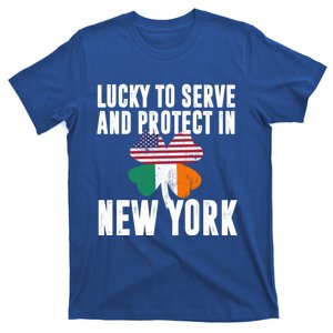 St Patricks Day Irish Police Officer In New York Gift T-Shirt