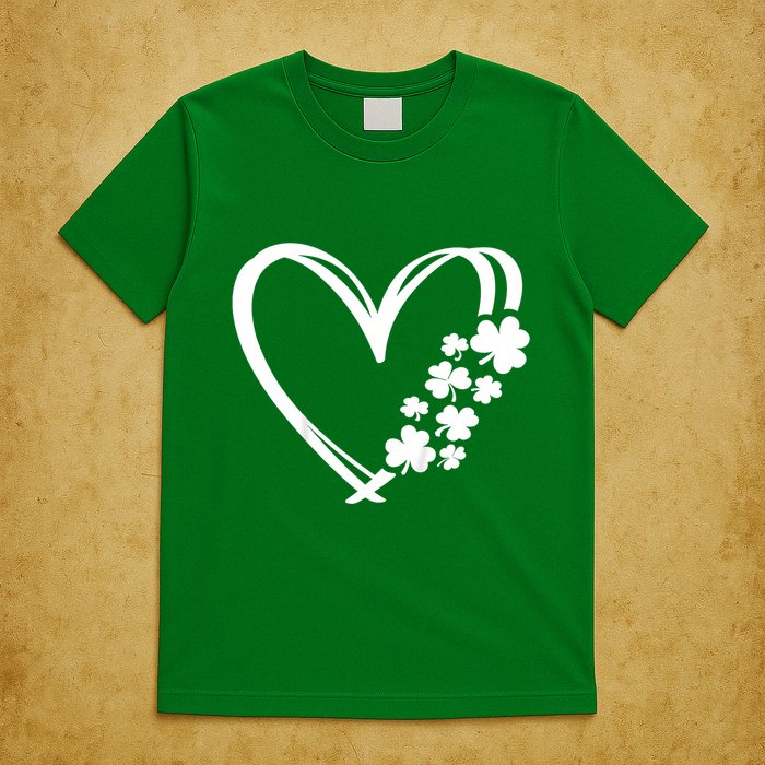 St Patricks Day Irish Heart Shamrocks T-Shirt