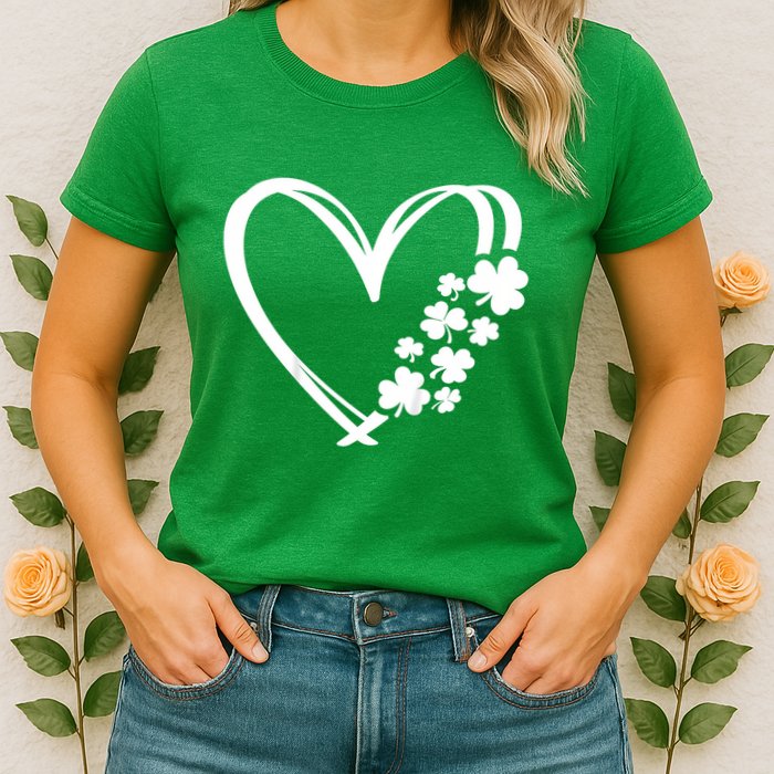 St Patricks Day Irish Heart Shamrocks Womens T-Shirt