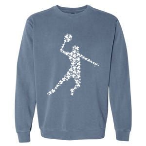 St Patricks Day Basketball Player Irish Clover Cool Gift Garment-Dyed Sweatshirt