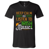 St. Patrick's Day Gifts Funny Irish Listen To Irish Music V-Neck T-Shirt