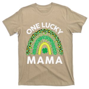 St Patricks Day Gift Women Gift Mommy Leopard One Lucky Mama T-Shirt