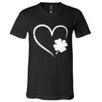 St Patricks day love with heart and shamrock clover V-Neck T-Shirt