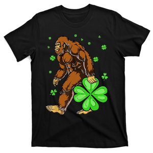 St Patrick's Day Bigfoot Irish Sasqautch Saint Padd T-Shirt