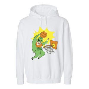 St Patricks Day Basketball Dunk Leprechaun Sports Great Gift Garment-Dyed Fleece Hoodie