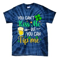 St Patrick's Day Lucky Shamrock Waitress Bartender Waiter Tie-Dye T-Shirt