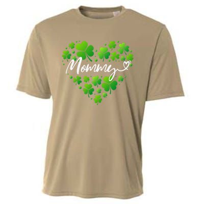 St Patricks Day Mommy For Women Grandma Mommy Gifts Cooling Performance Crew T-Shirt